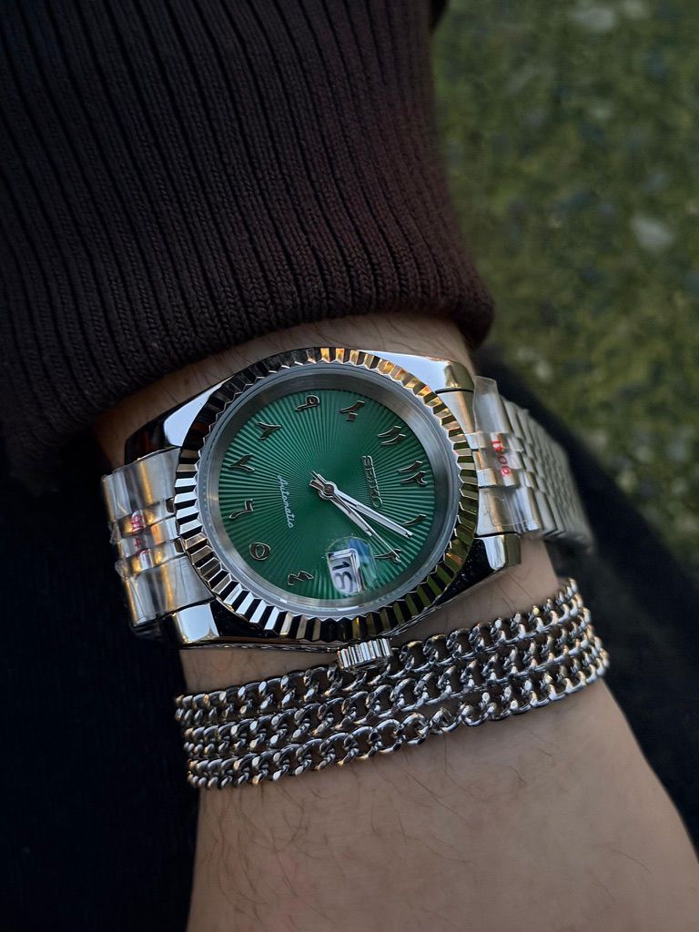 Watch 9